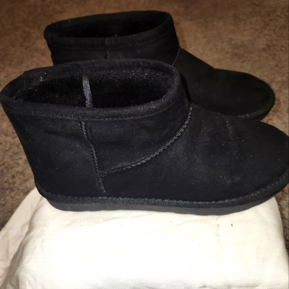 Jellypop memory foam boot